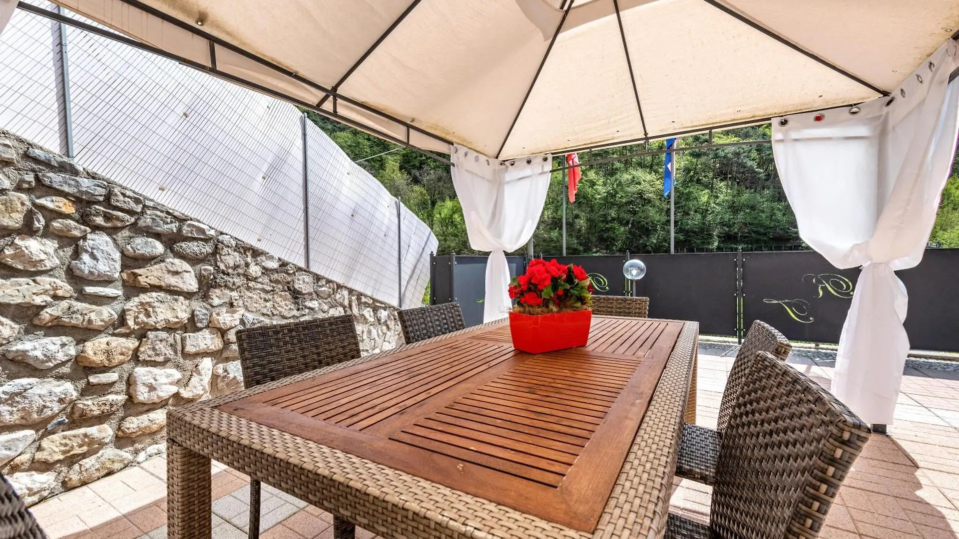 Residence Tatiana A4 Tremosine 0*,