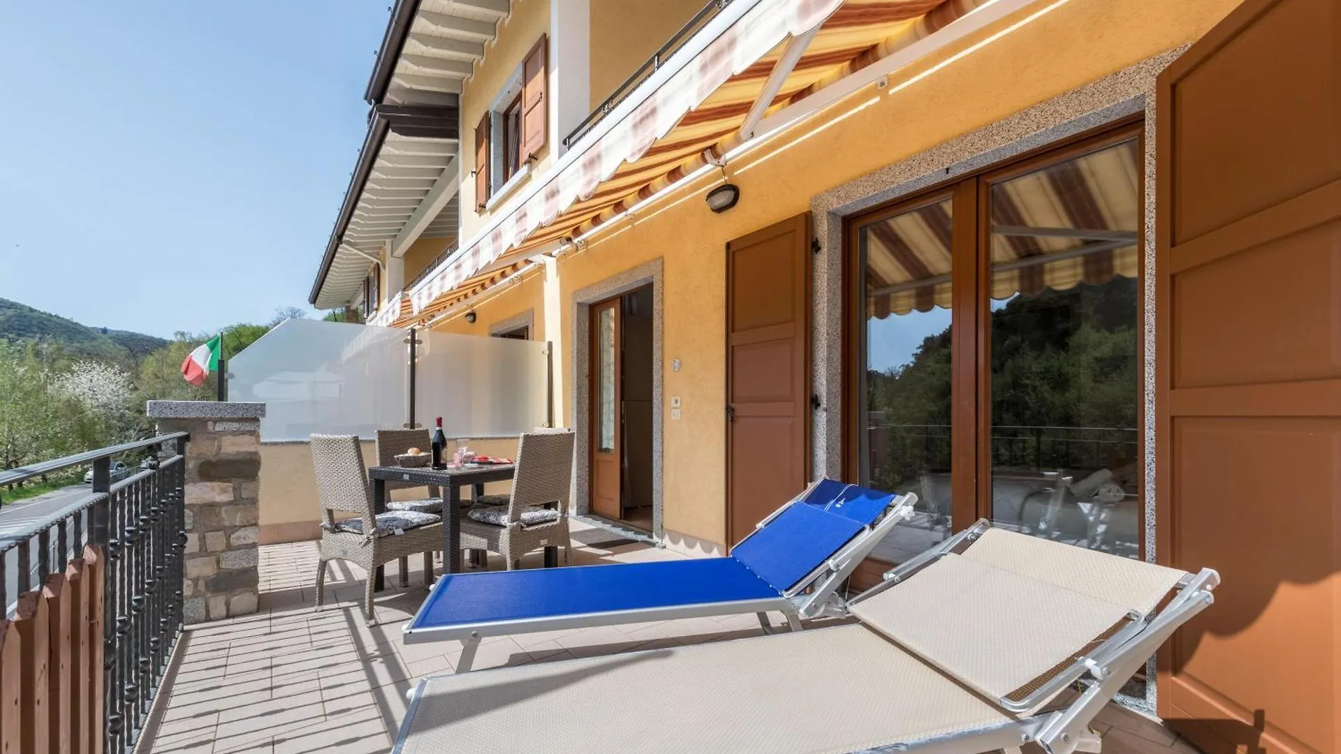 Residence Tatiana A4 Tremosine شقة